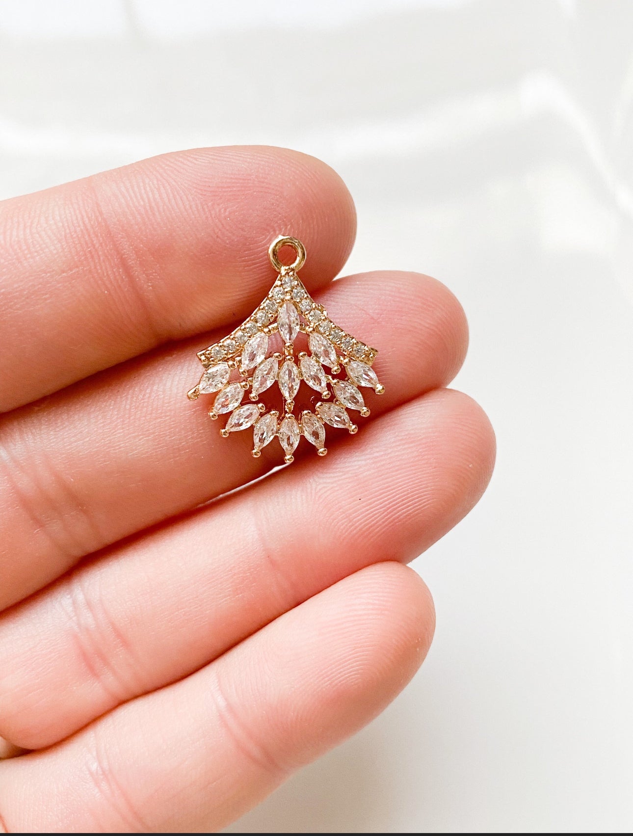 Cubic zirconia fan charm- Gold