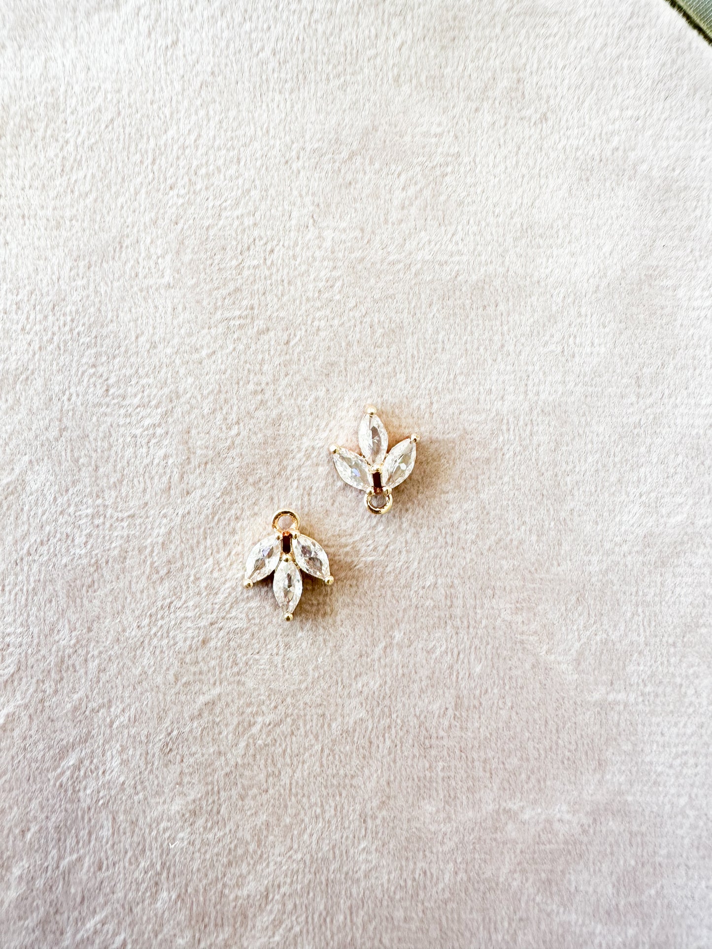 small cubic zirconia leaf charms