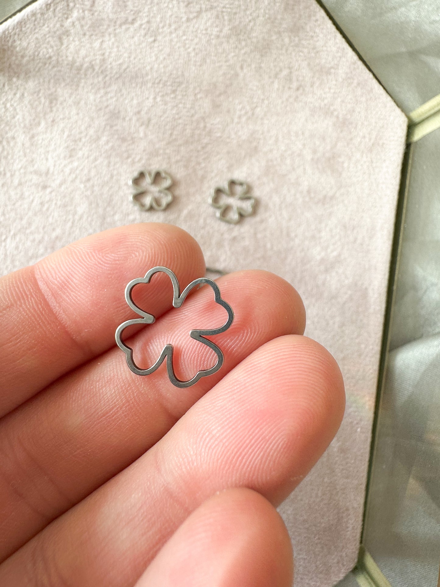 Brass Clover Bezel Charms- Silver