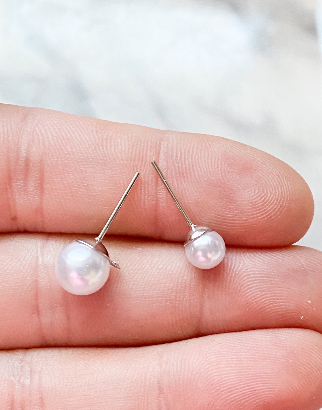 Faux pearl earring post