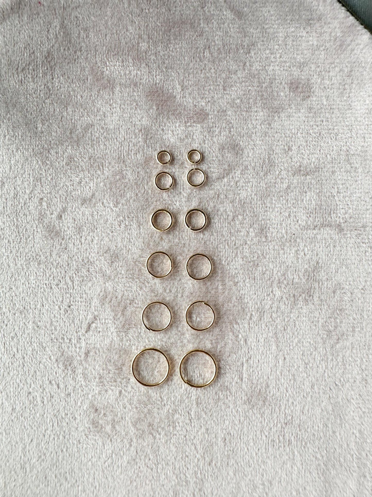 24k gold plated jump rings: 50 pieces